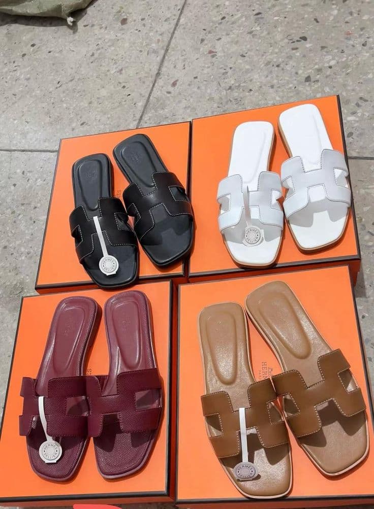 Babouche Hermès pour femme.